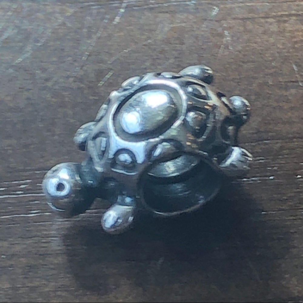 Pandora